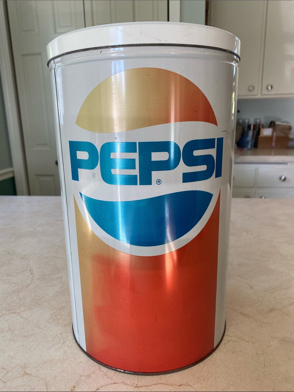 VINTAGE 1988 Pepsi Metal Tin